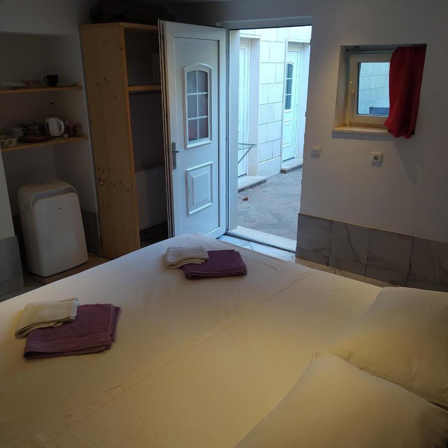 Zana Apartments Stari Grad  Exterior photo